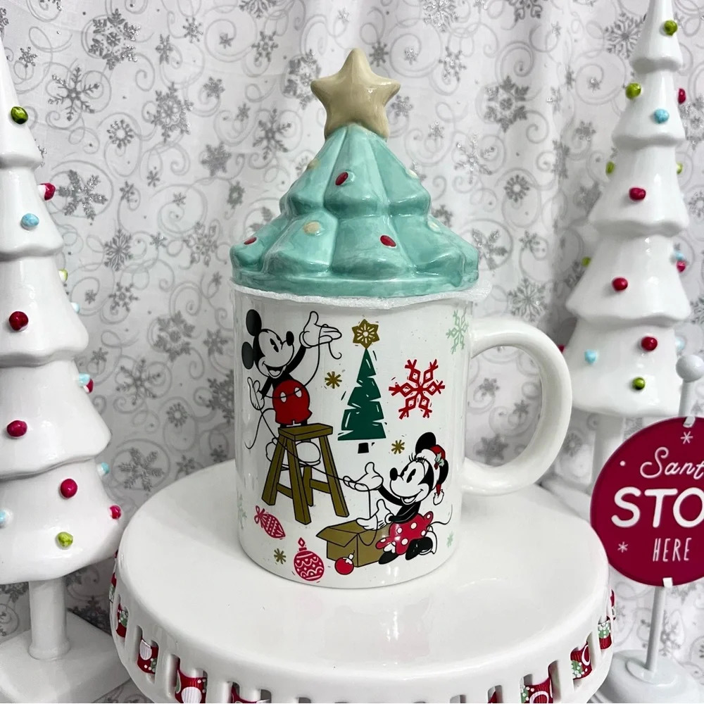 New Disney Mickey & Minnie Mouse Mug W/ Christmas Tree & Star Topper Lid 18 Oz. - Picture 1 of 10